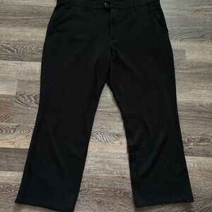 Lee Women’s Wrinkle Free Relaxed Fit Straight Leg Pant 18 Petite Black